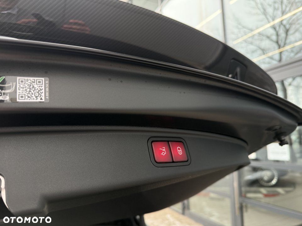 Mercedes-Benz AMG GT - 15