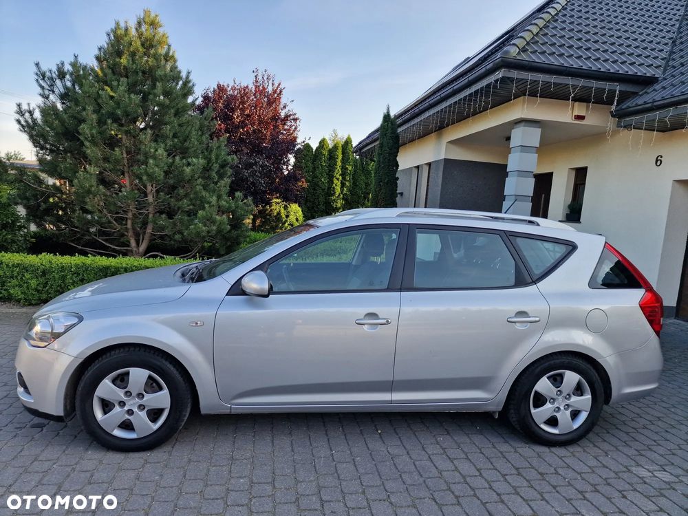 Kia Ceed 1.4 CVVT Spirit - 4