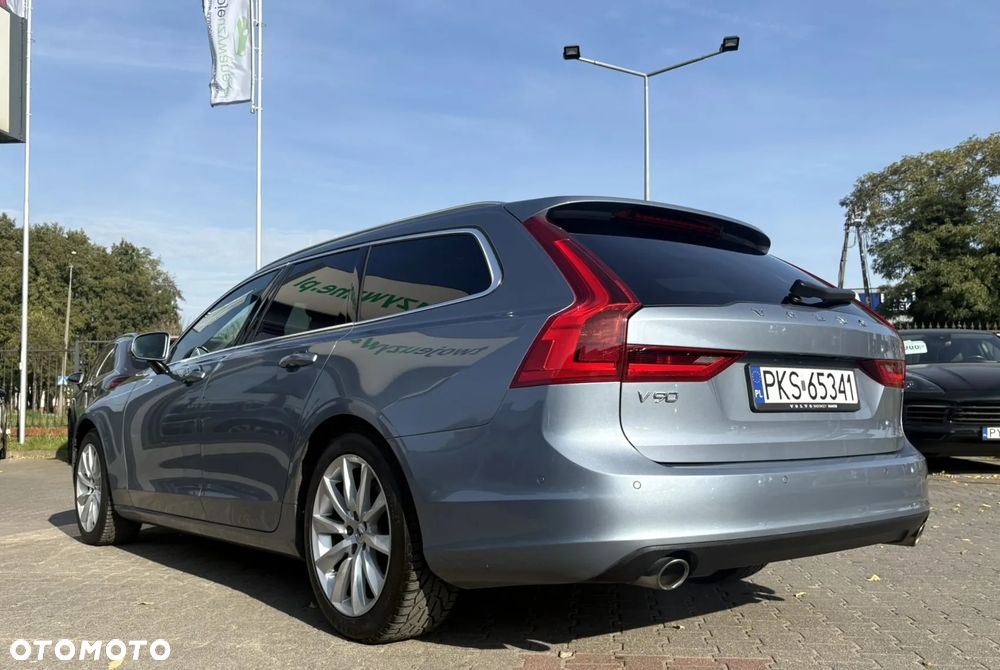 Volvo V90 D4 Momentum - 6