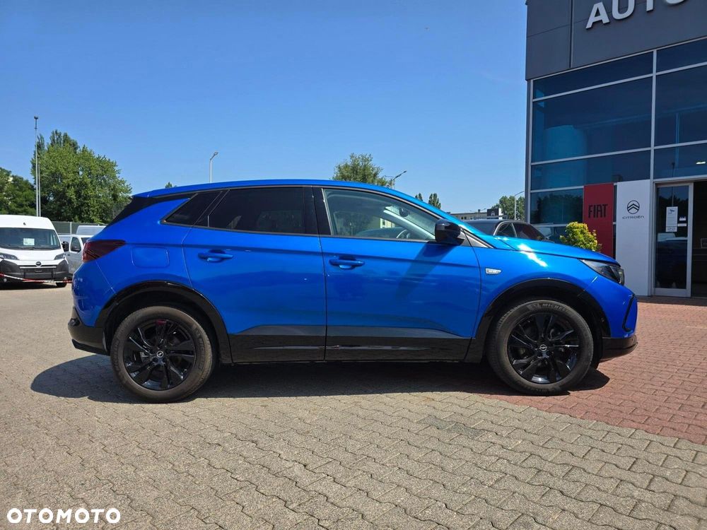 Opel Grandland 1.2 T GS Line S&S - 8