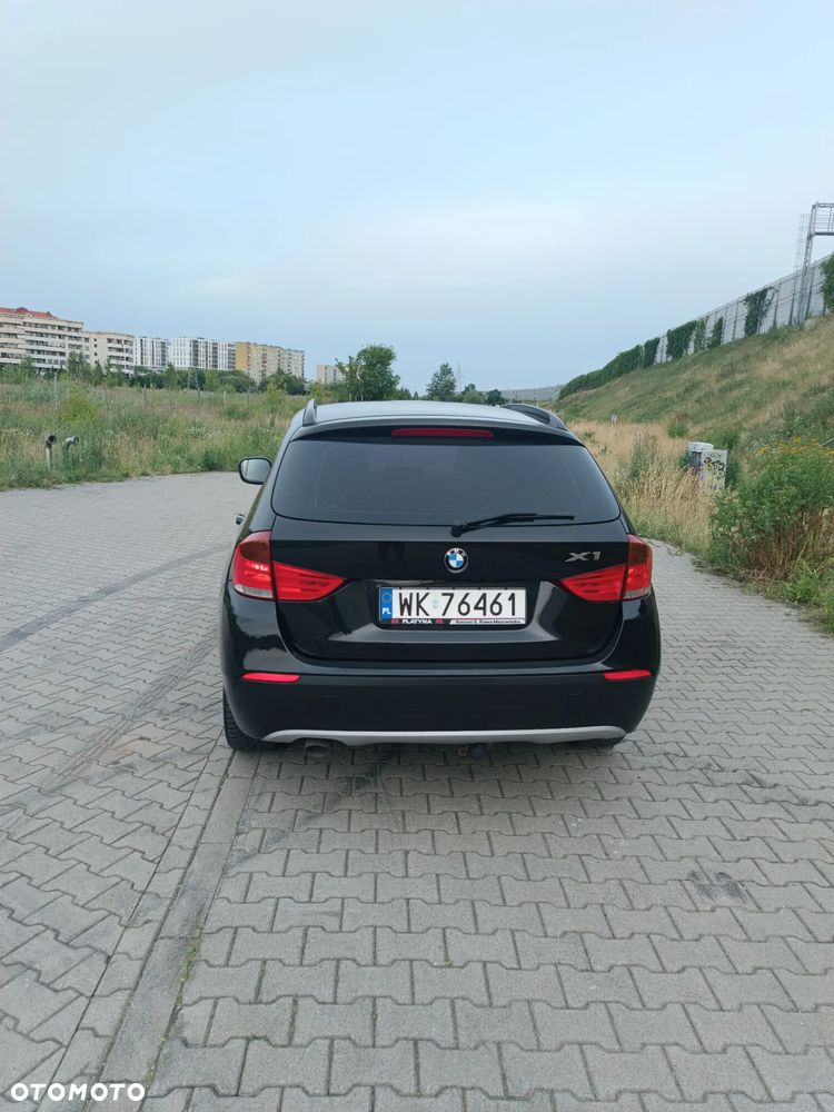 BMW X1 sDrive18d - 14