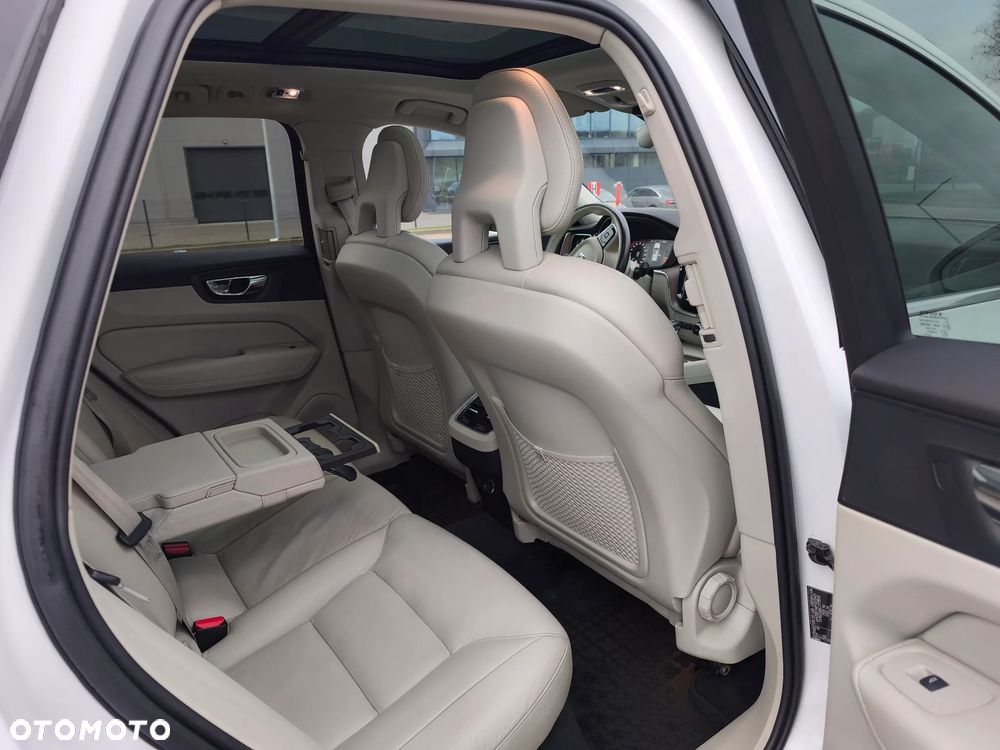 Volvo XC 60 D4 AWD Inscription - 7