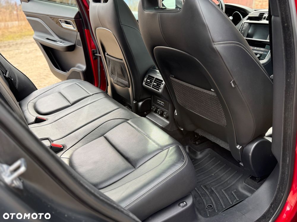 Jaguar F-Pace 3.0 V6 AWD R-Sport - 14