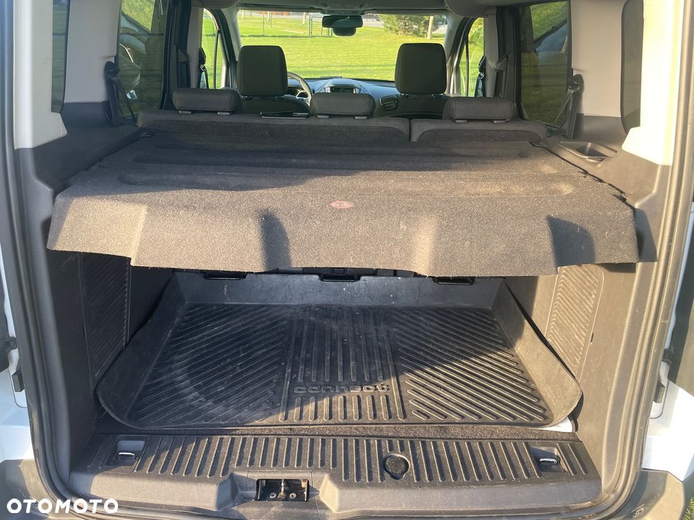 Ford Tourneo Connect - 17