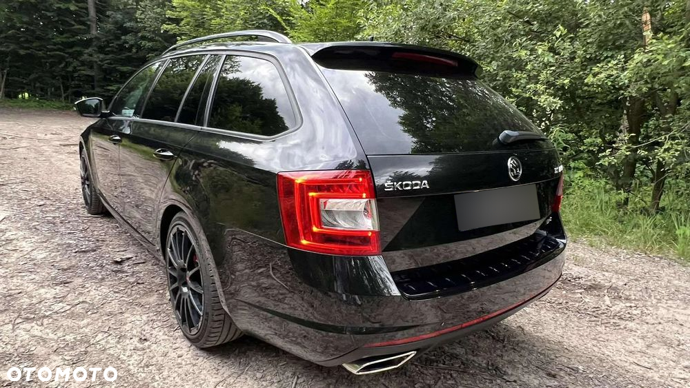Skoda Octavia 2.0 TSI RS - 4
