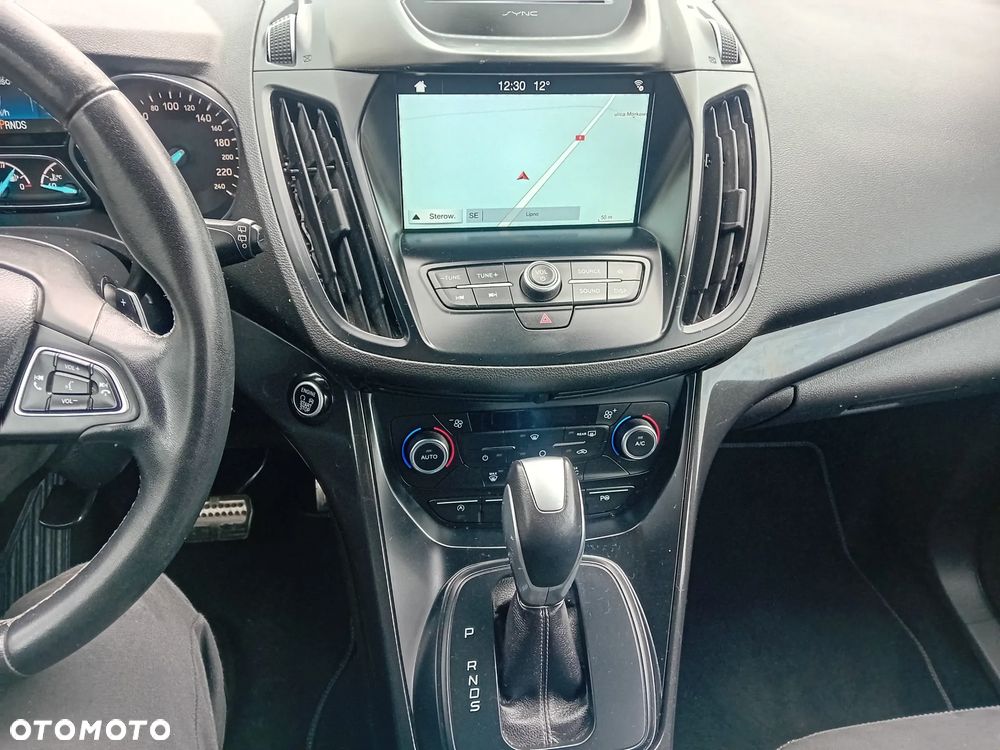 Ford Kuga - 17