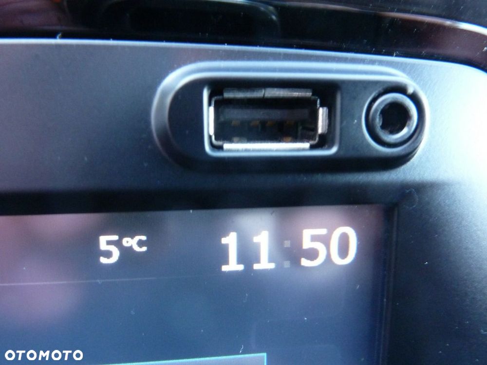 Renault Captur - 32