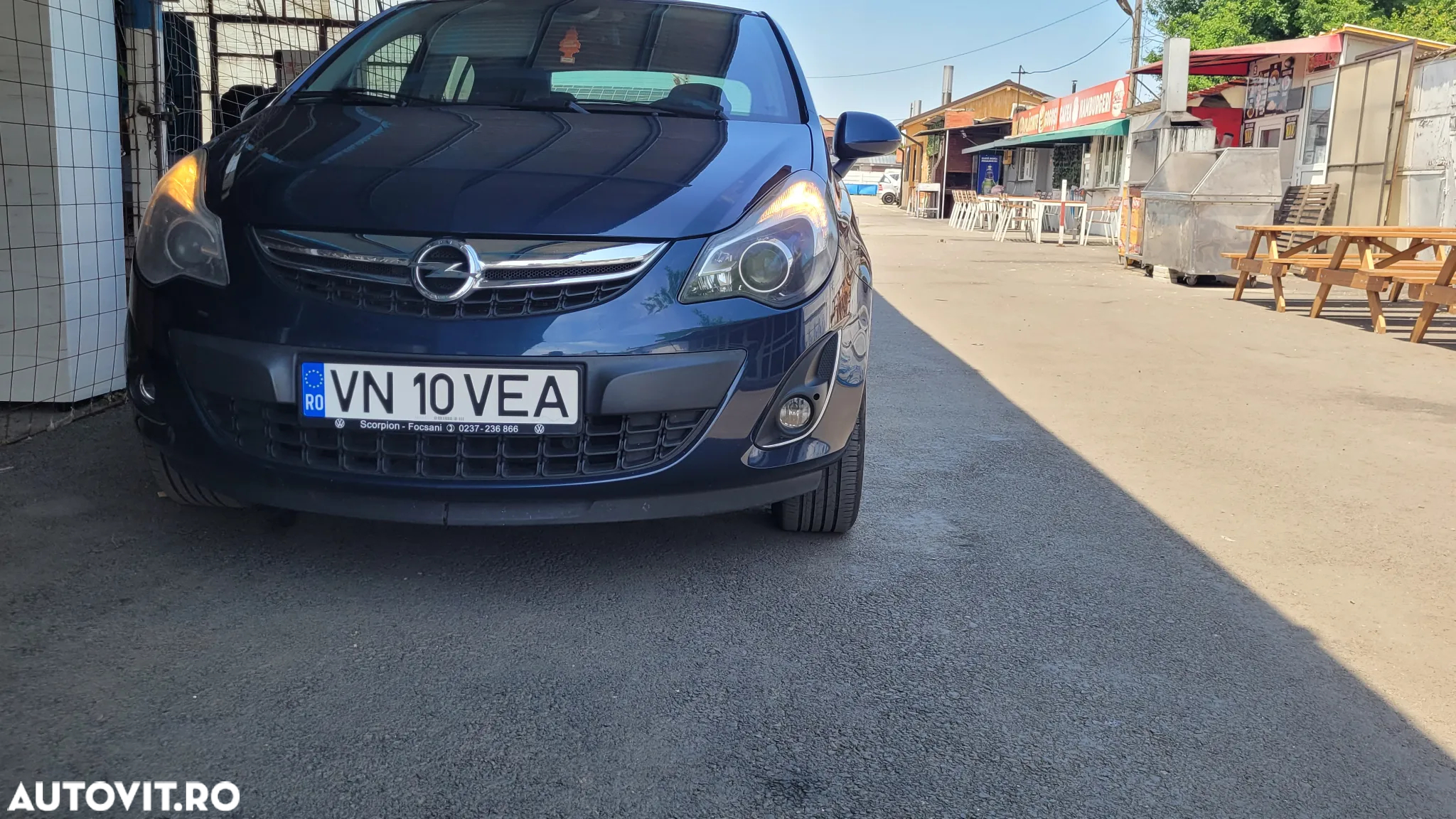 Opel Corsa 1.2 Cosmo - 23