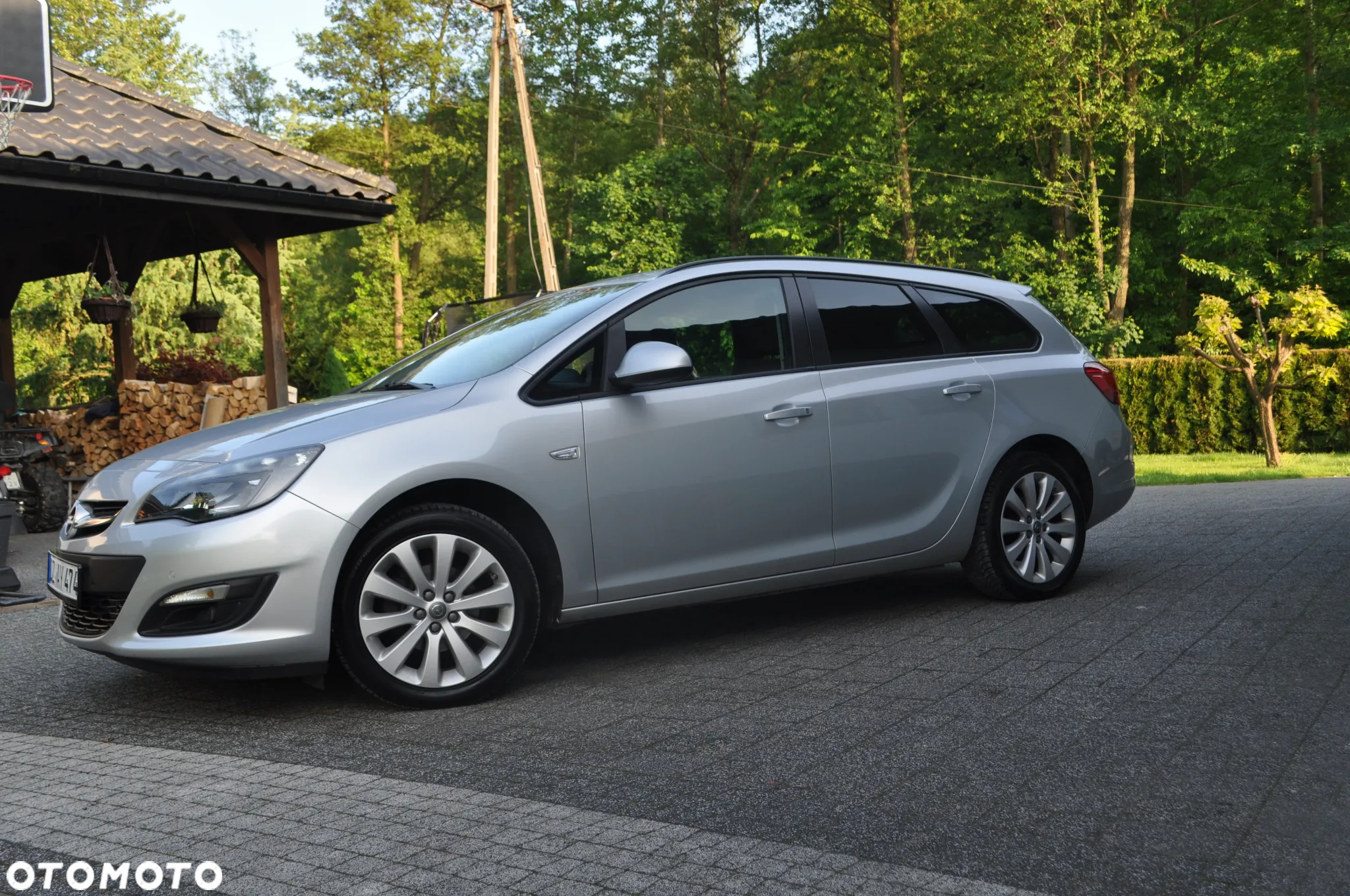 Opel Astra IV 1.4 T Cosmo - 9