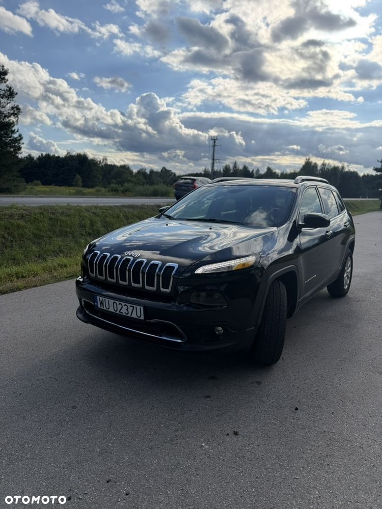 Jeep Cherokee - 1