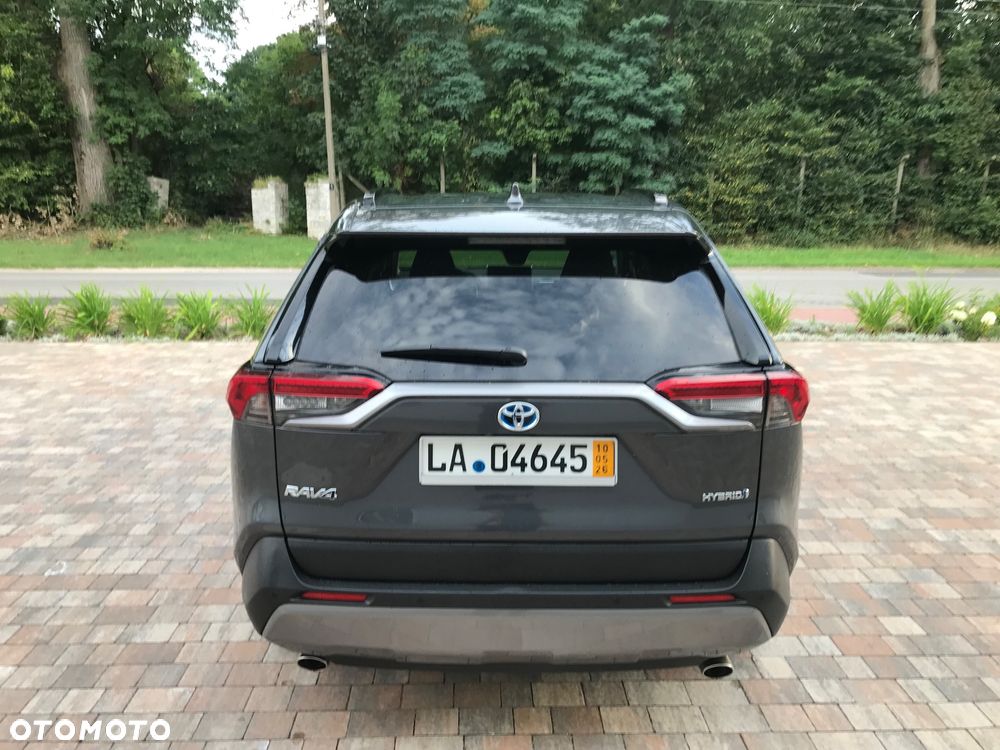 Toyota RAV4 - 5