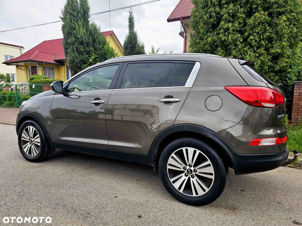 Kia Sportage 2.0 CRDI 2WD Spirit - 11