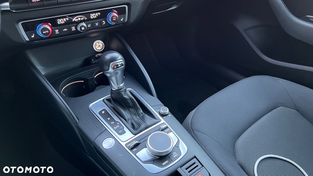 Audi A3 Sportback 1.5 TFSI S tronic - 6