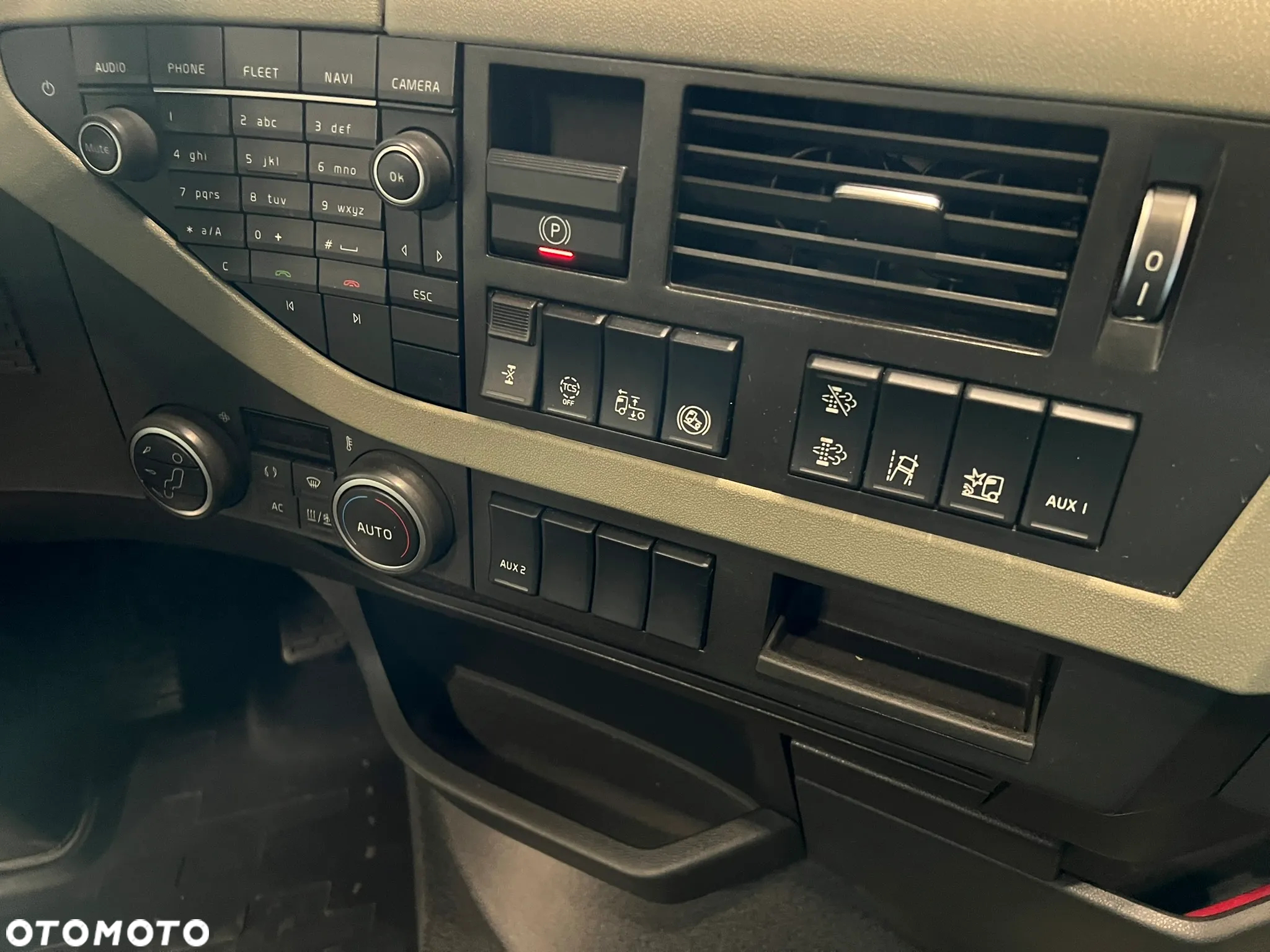 Volvo 500 Glob XL Niemcy Po kontrakcie klima postojowa nowy serwis - 23