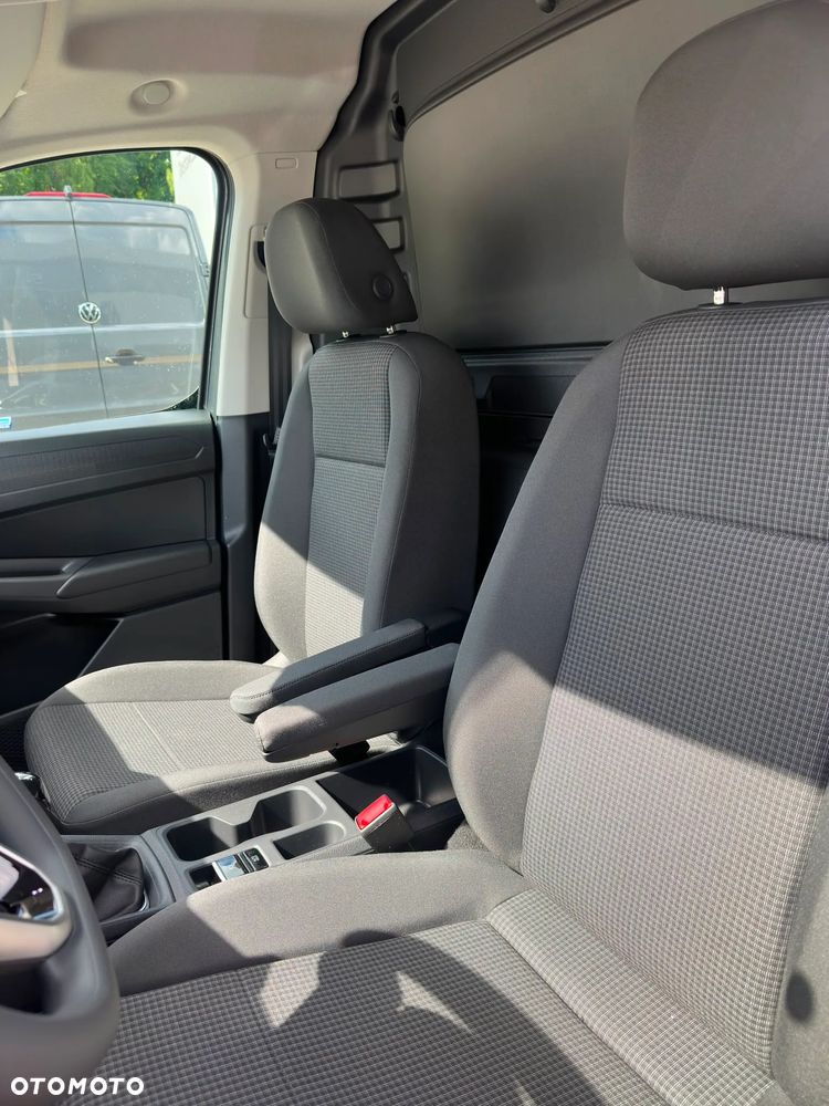 Volkswagen Caddy - 19