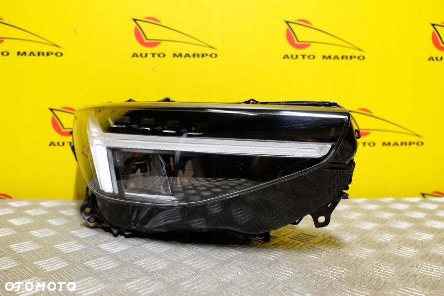 VOLVO C40 XC40 LIFT 2022-2023 REFLEKTOR LAMPA FULL LED PRAWA USA - 4