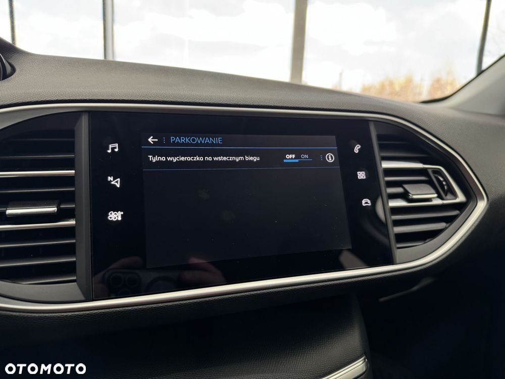 Peugeot 308 - 33