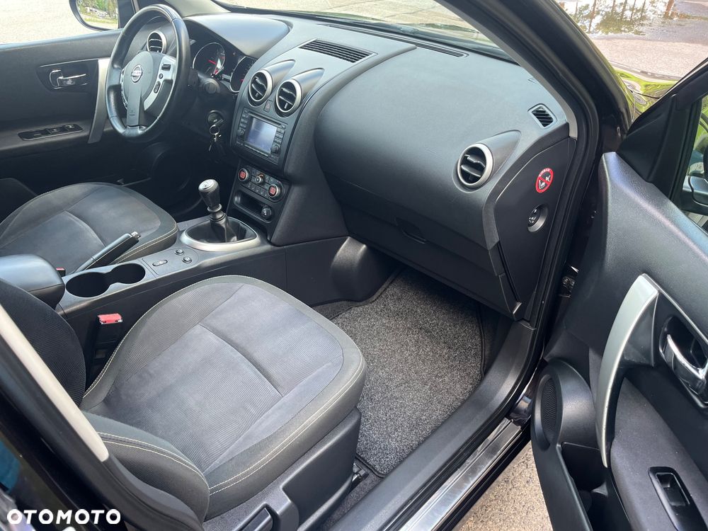 Nissan Qashqai 2.0 dCi Tekna Premium - 17