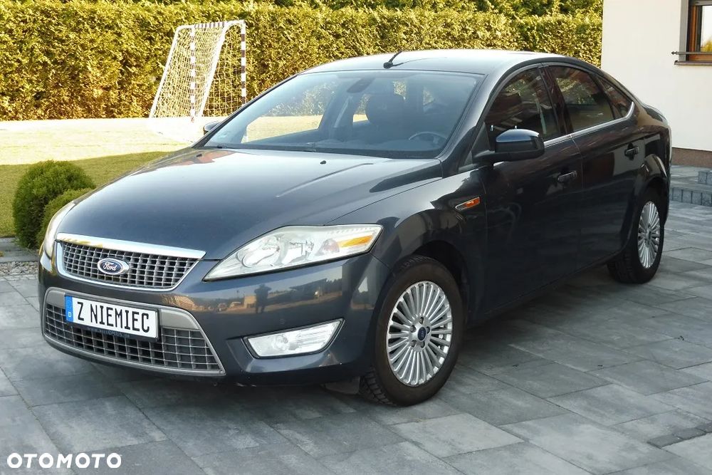 Ford Mondeo 2.0 Viva Titanium - 1