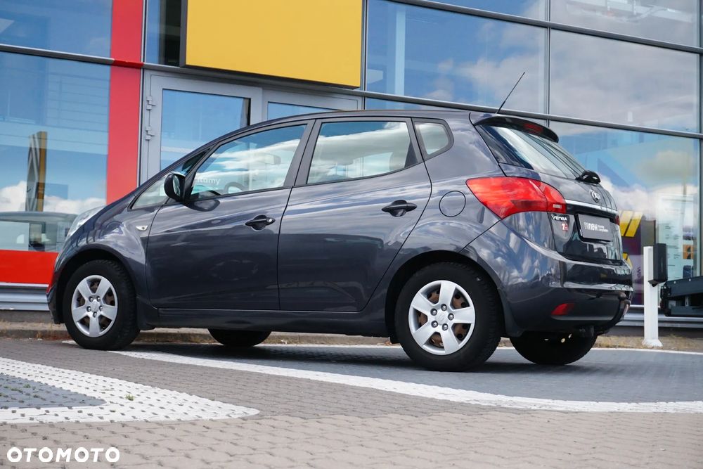 Kia Venga 1.4 M - 5