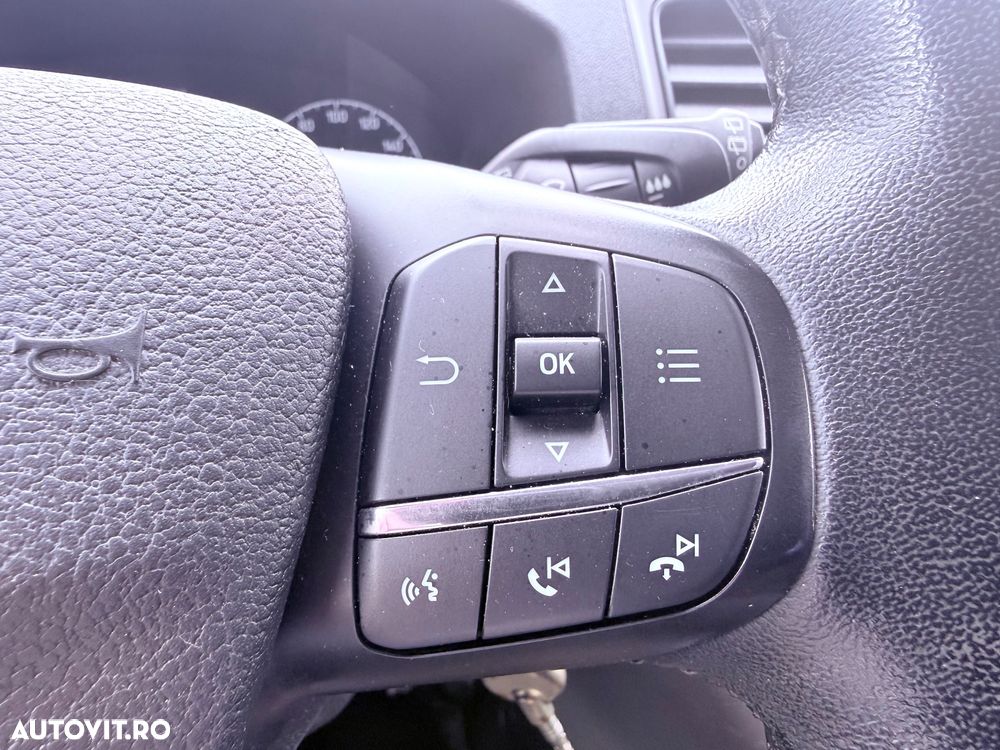 Ford Transit Custom - 27