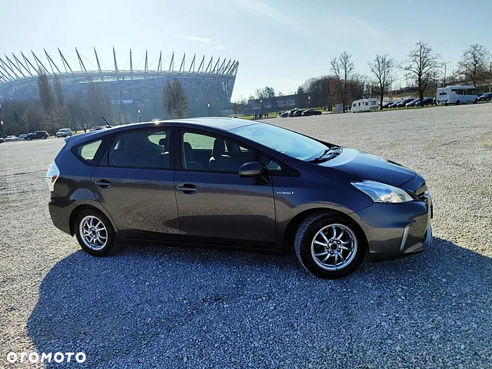 Toyota Prius+ - 16