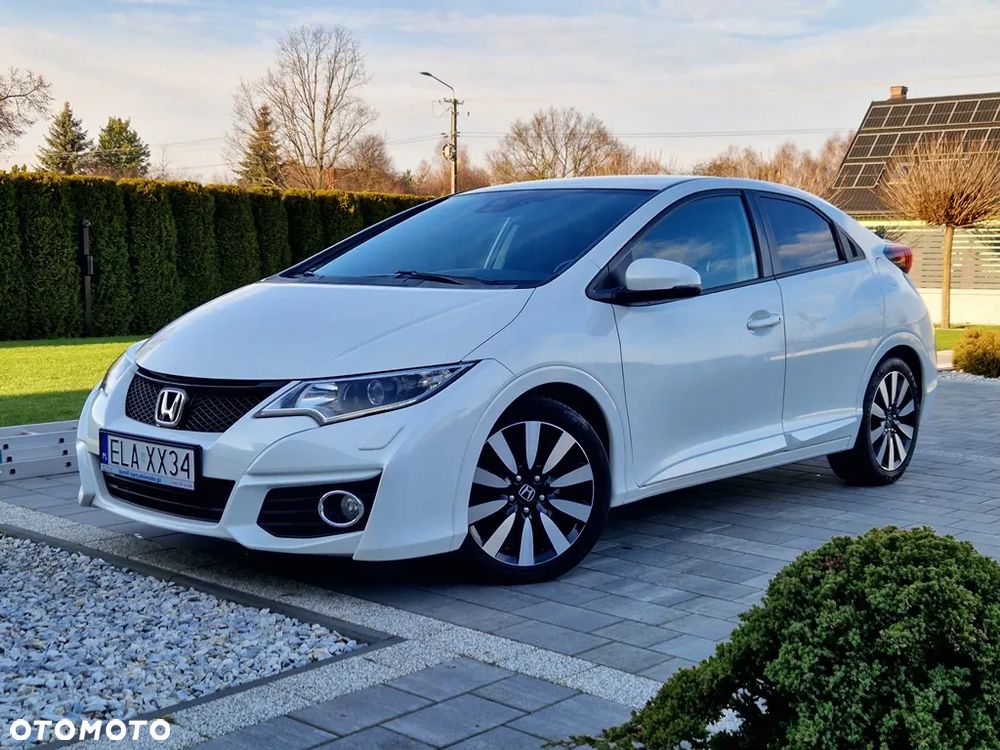 Honda Civic 1.8 i-VTEC Executive Black Edition - 15