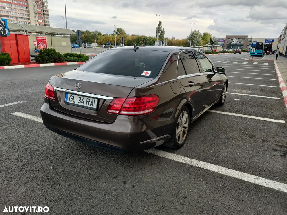 Mercedes-Benz E 300 BlueTEC Aut - 8