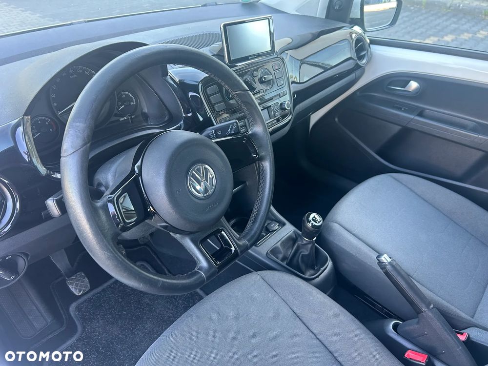 Volkswagen up! BlueMotion Technology move - 25