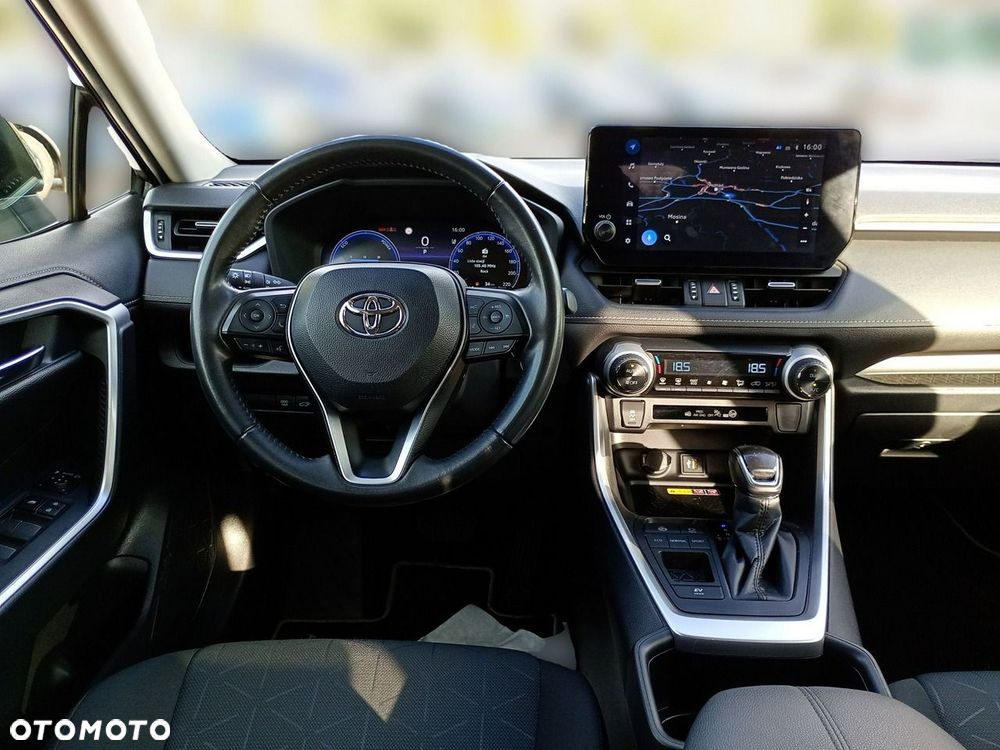 Toyota RAV4 - 10