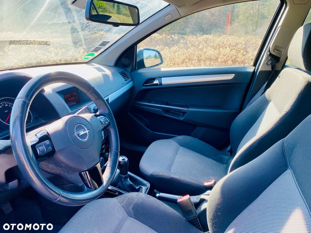 Opel Astra 1.8 Edition 111 Jahre - 29