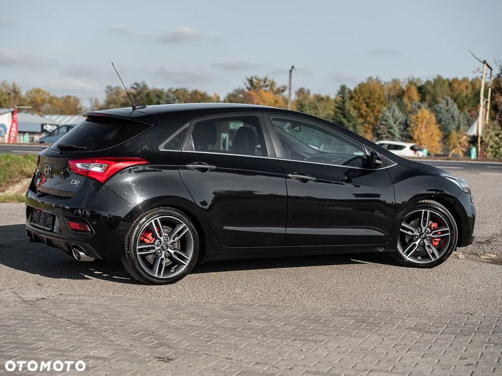 Hyundai i30 1.6 T GDI Turbo - 14