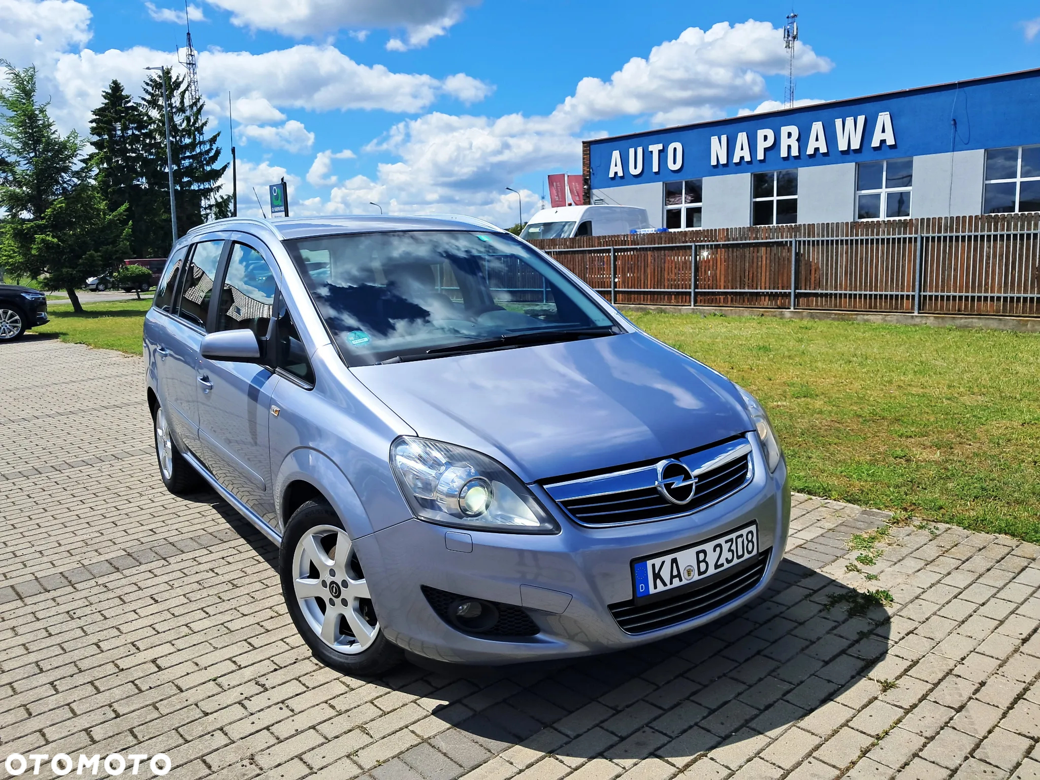 Opel Zafira 1.8 Cosmo - 5