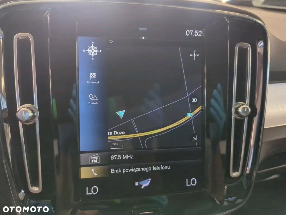 Volvo XC 40 T3 Momentum - 14