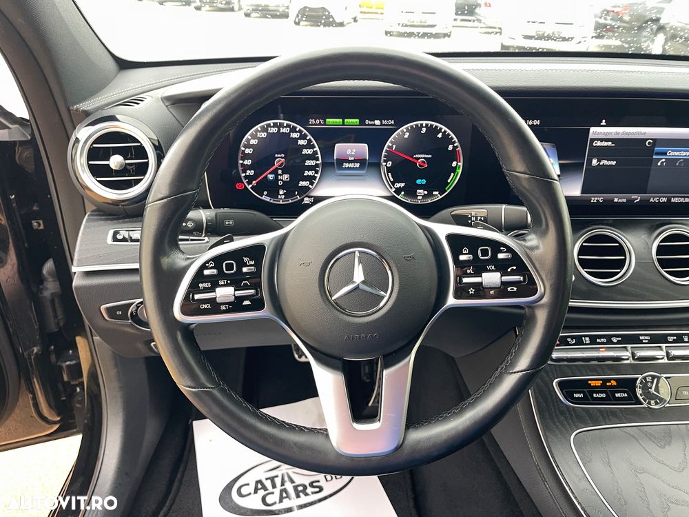 Mercedes-Benz E 300 T-Modell Aut - 39