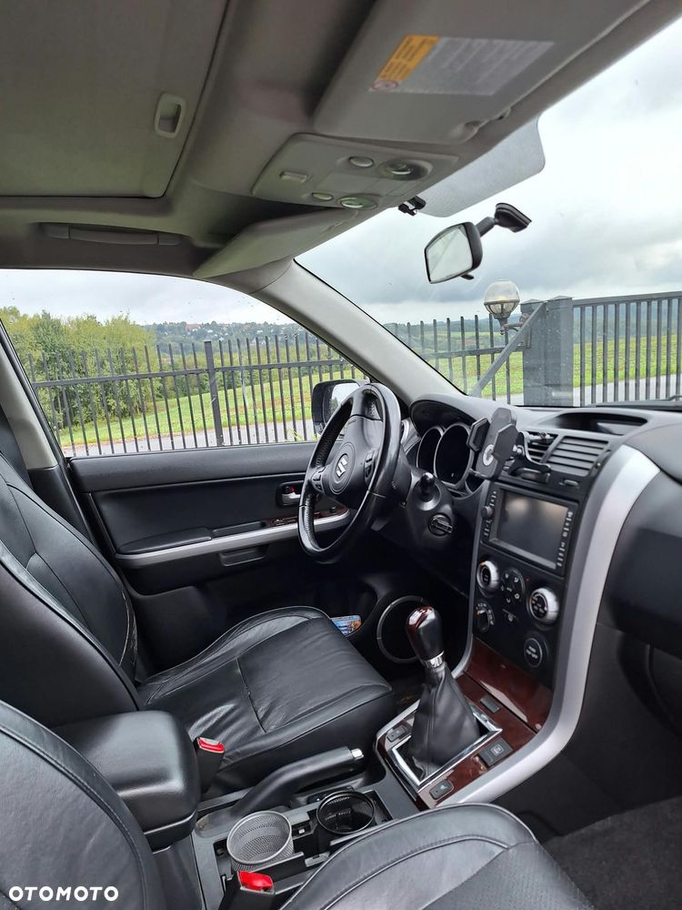 Suzuki Grand Vitara 2008 photo 2