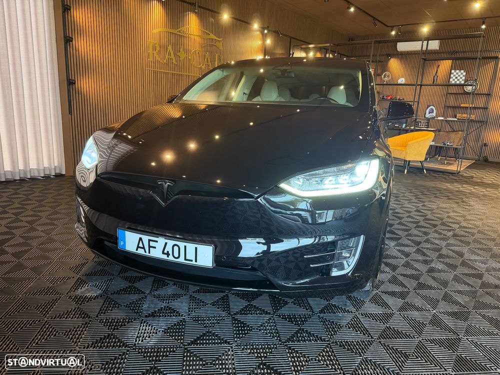Tesla Model X P100D - 7
