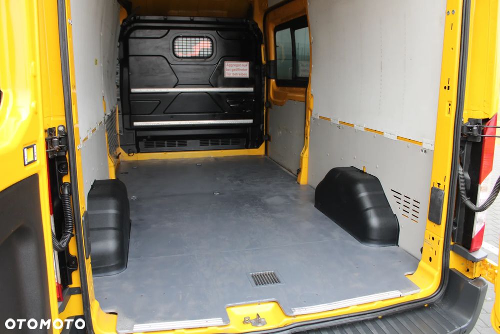 Ford Transit - 32