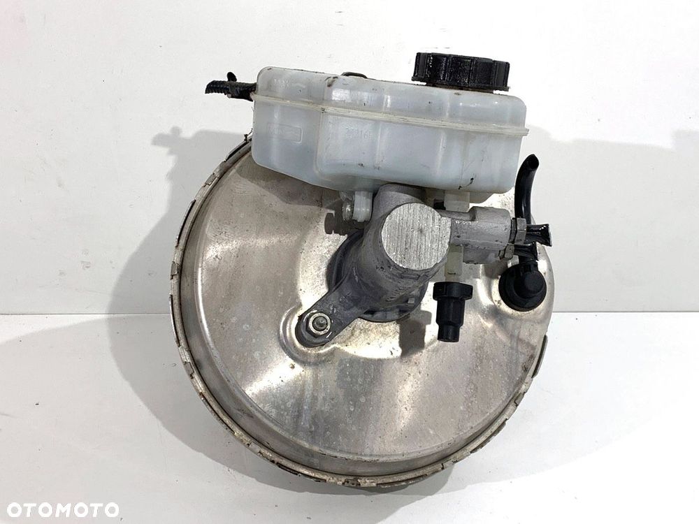 SERWO HAMULCOWE  JAGUAR F-PACE (X761) 2015 - 2022 2.0 TD4 AWD 132 kW [180 KM] olej napędowy 2015 - - 3