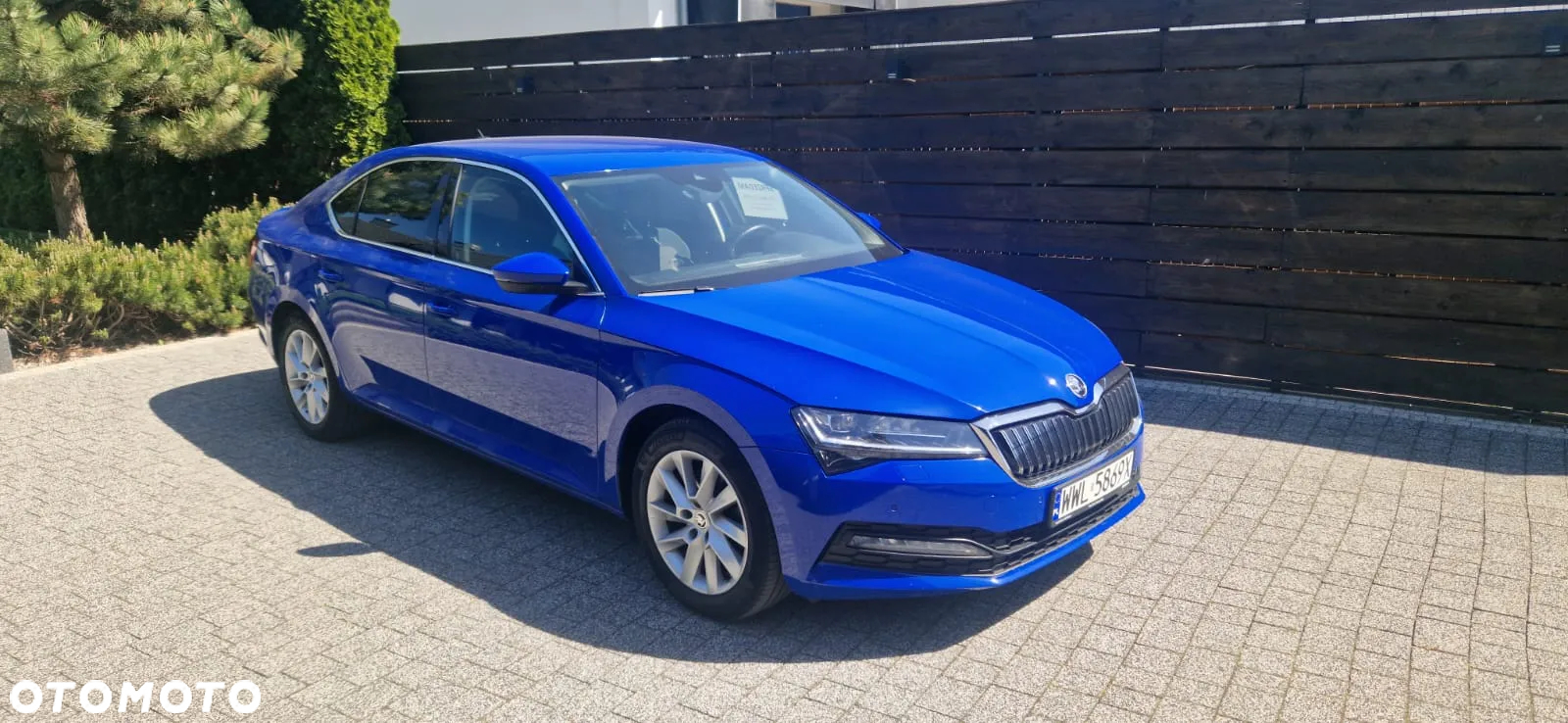 Skoda Superb ver-1-4-tsi-plug--in-hybrid-style-dsg - 23