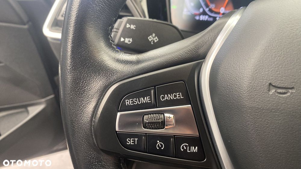 BMW Seria 3 318d Sport Line - 23