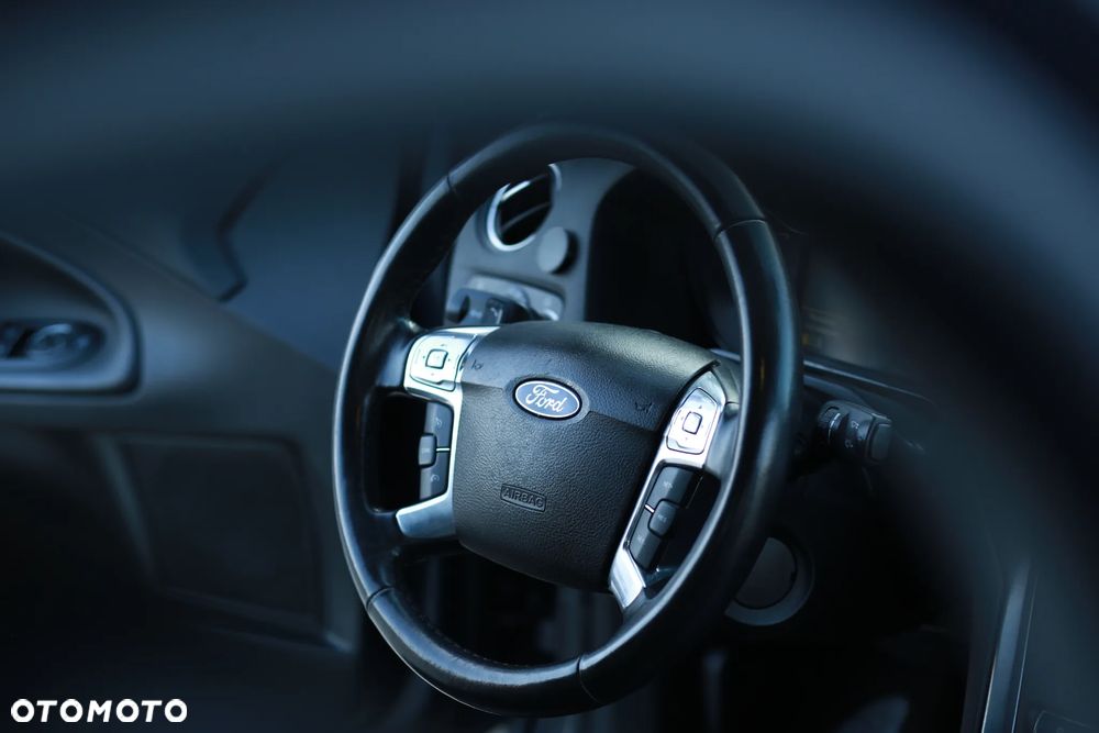 Ford Mondeo 2.0 TDCi Titanium - 11