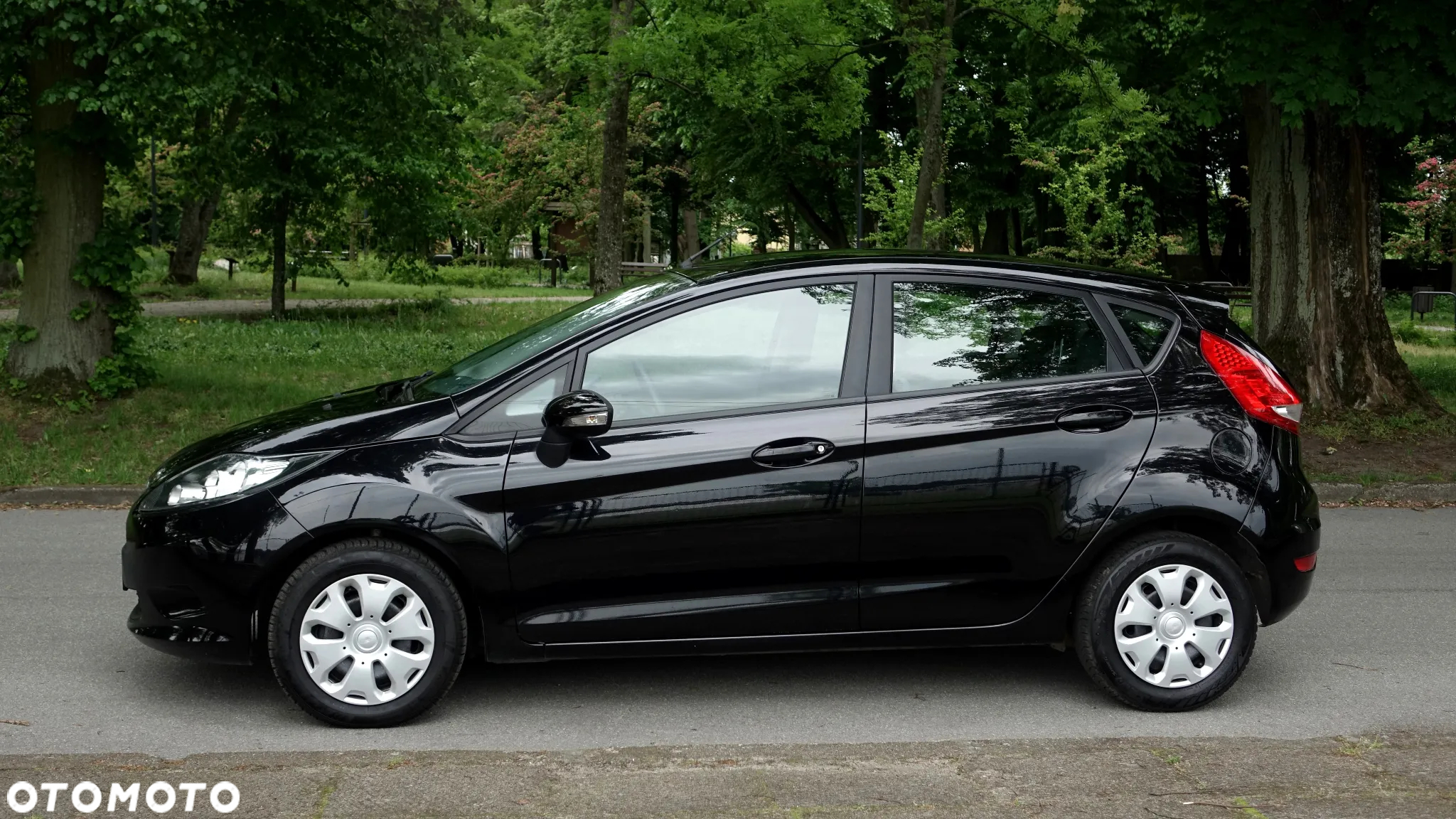 Ford Fiesta 1.25 Celebration - 27