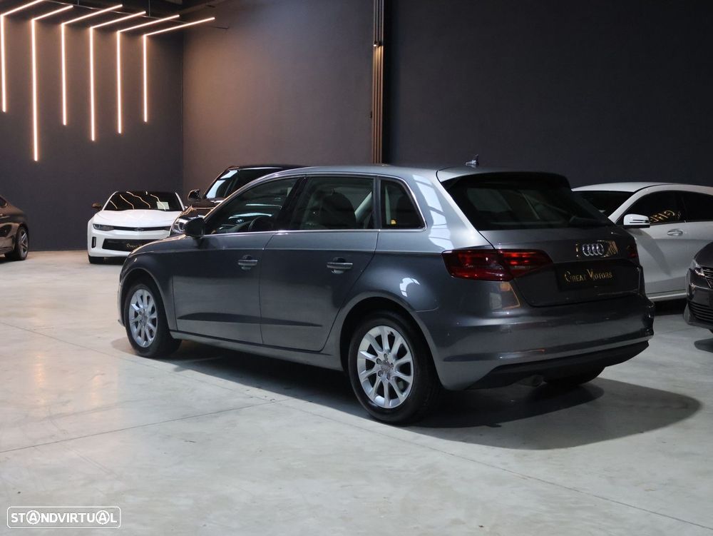 Audi A3 Sportback 1.6 TDI Sport S-Tronic - 3