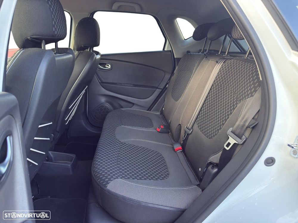 Renault Captur 0.9 TCE Exclusive - 11