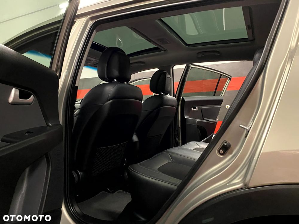 Kia Sportage 2.0 M - 23