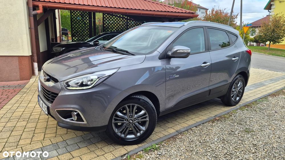 Hyundai ix35 1.7 CRDi 2WD blue Finale Gold - 8
