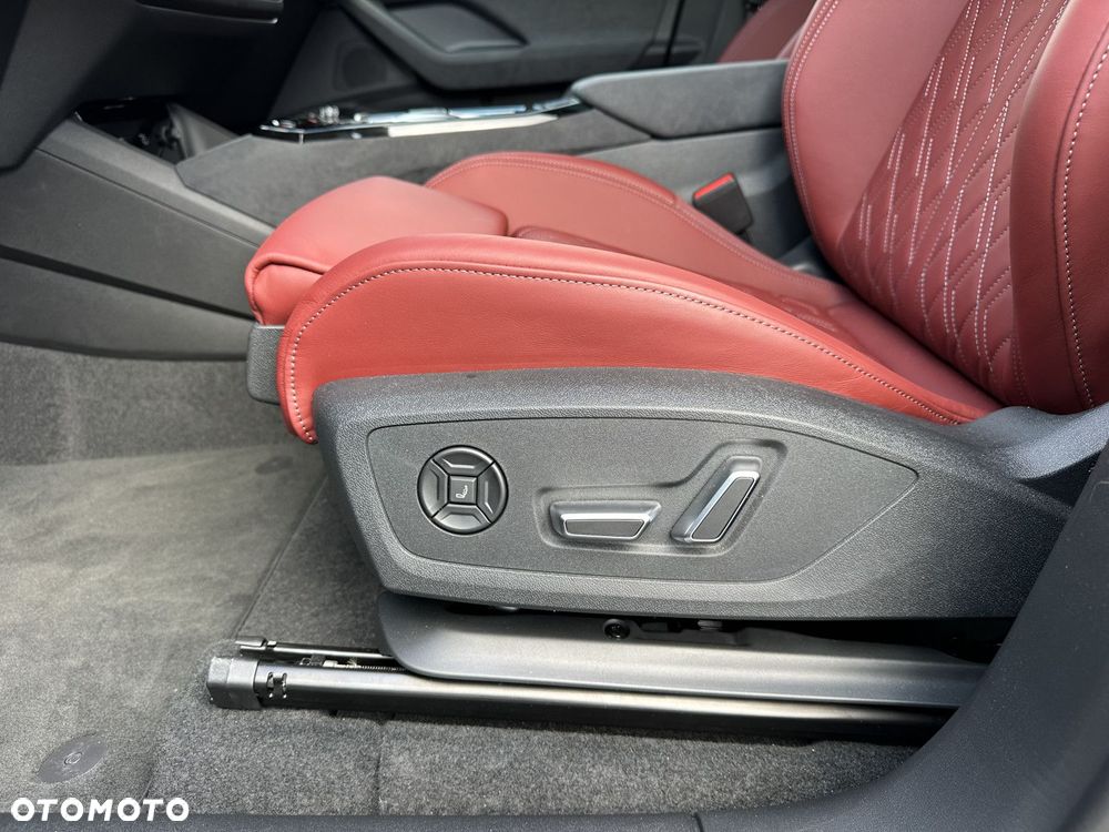 Audi SQ6 Sportback e-tron - 15