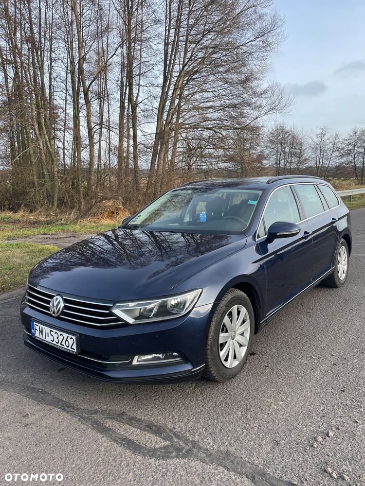 Volkswagen Passat - 2