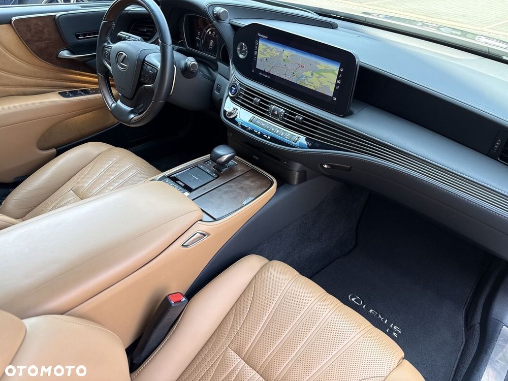 Lexus LS - 10